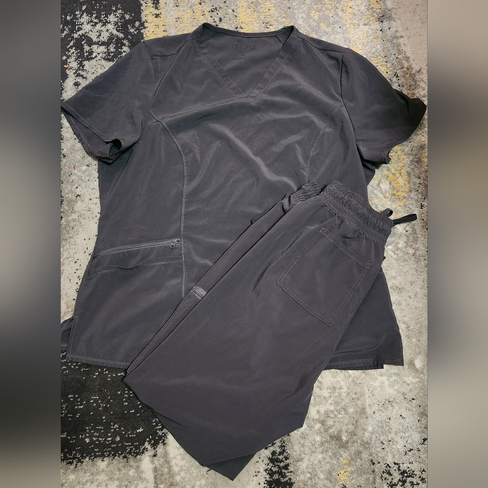 Dark Gray ALLURA Scrub Set